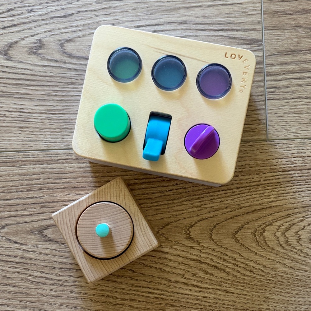 LOVEVERY wooden sensory learning toys for 11+ months